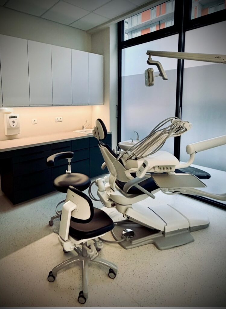 Fotel stomatologiczny Oris Stomatologia